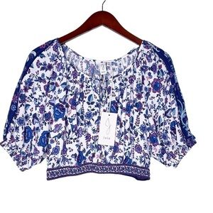 Joie NWT Cropped Smocked Hem Floral Print Top Size Small in Blue Floral